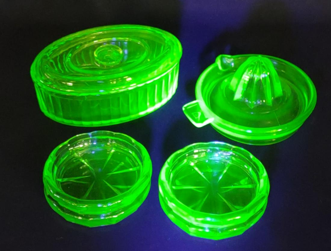 6 pc Uranium Glass Juicer, Coasters & Dish (1 of 7)