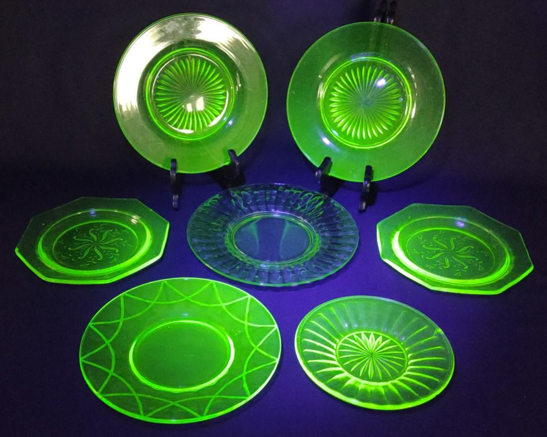 7 pc Uranium Glass Plates (1 of 8)