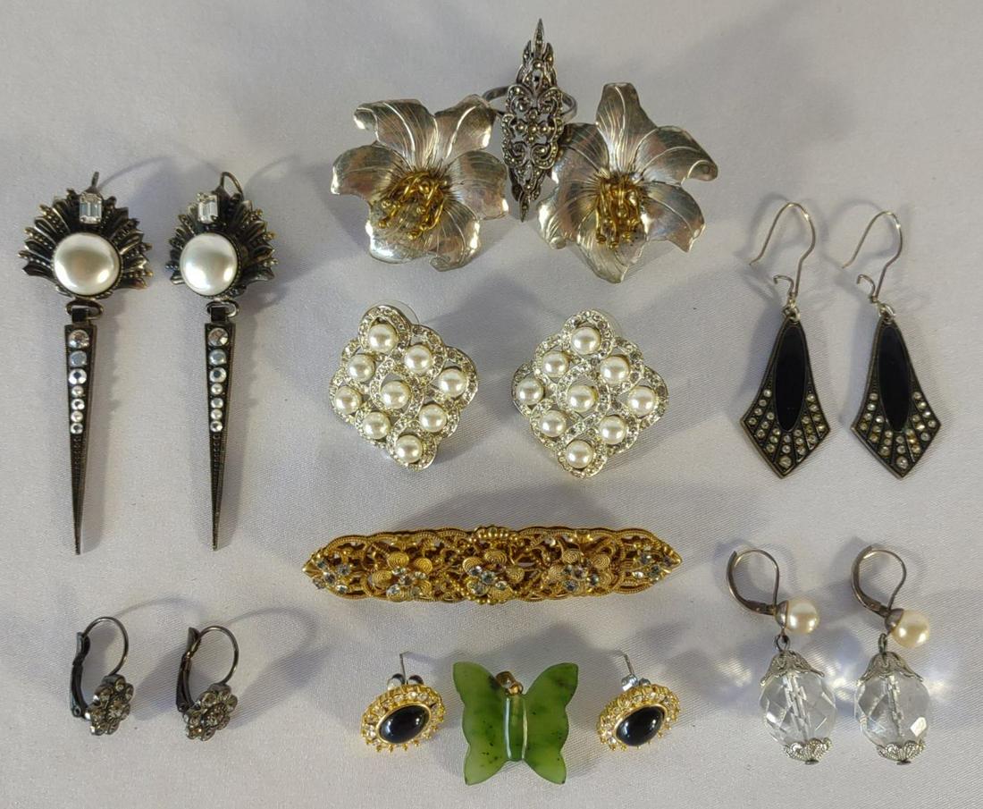Vintage Costume Jewelry Earrings, Ring & Brooch (1 of 20)