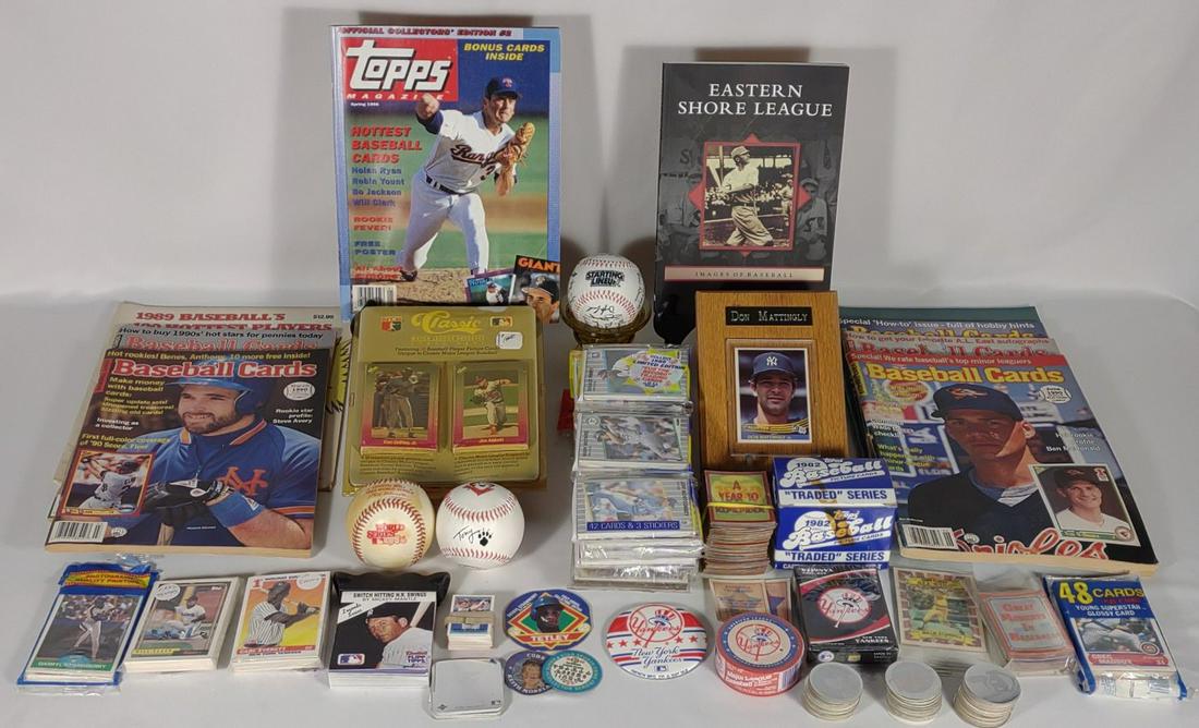 Lot of Baseball Cards & Memorabilia (1 of 17)