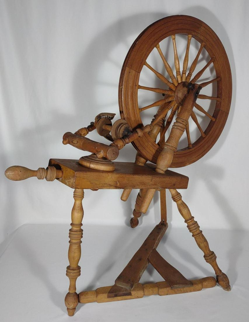 Antique Oak Spinning Wheel (1 of 20)
