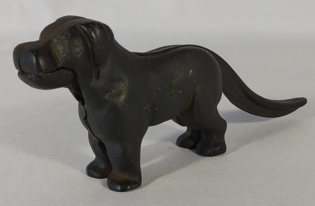 Vintage Cast Iron Dog Nutcracker (1 of 6)