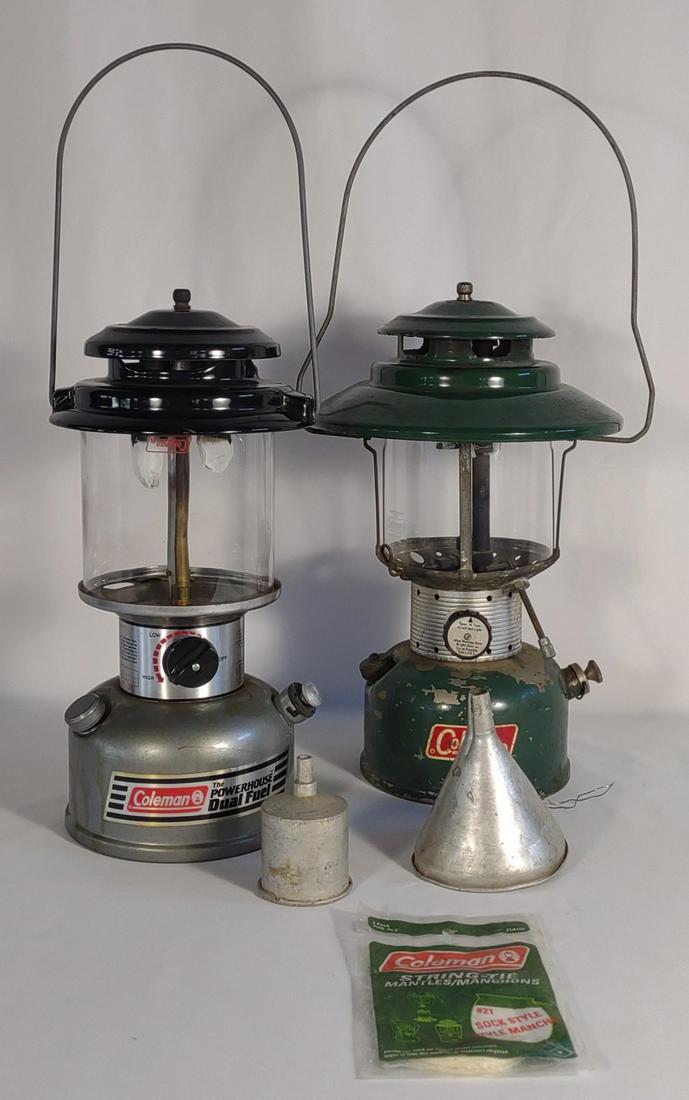 2 Vintage Coleman Kerosene Camping Lanterns (1 of 18)