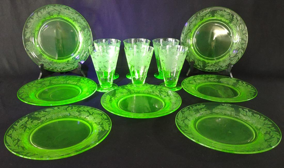(13) Tiffin Sylvan Green Uranium Glass Set (1 of 17)