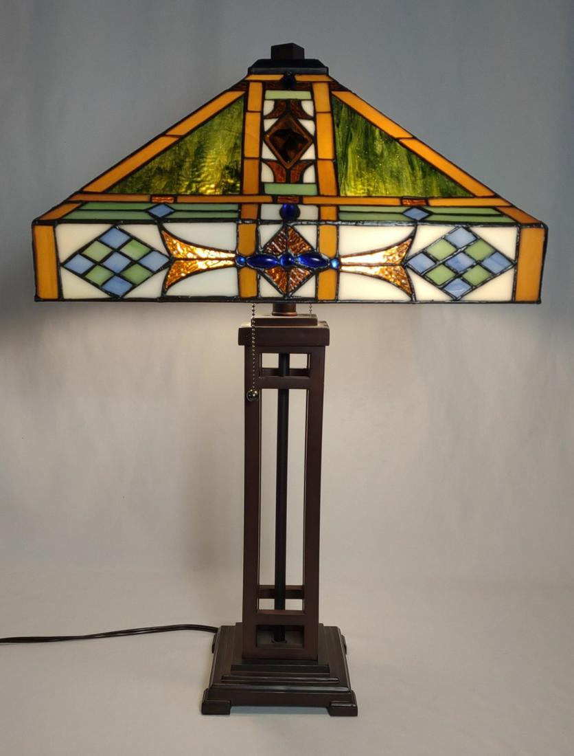 Javier Stained Glass Table Lamp by Touch of Class (1 of 13)
