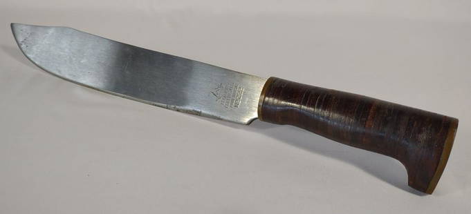 WWII Collins & Co Machete Legitimus No. 222: Blade length: 13.75". Overall length:18.5". World War 2 military machete made by Collins & Co. Ricasso is stamped "Legitimus Collins & Co, Made in USA, No 222". This machete still has its original