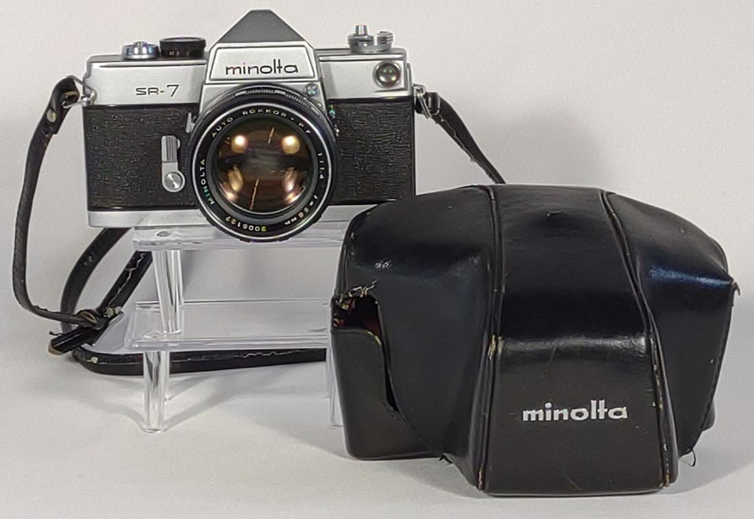 Vintage Minolta SR-7 SLR Camera (1 of 9)