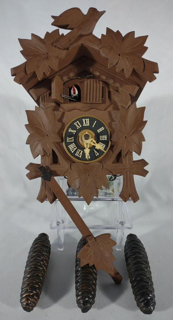 Vintage German Regula Cuckoo Clock (Works) (1 of 9)