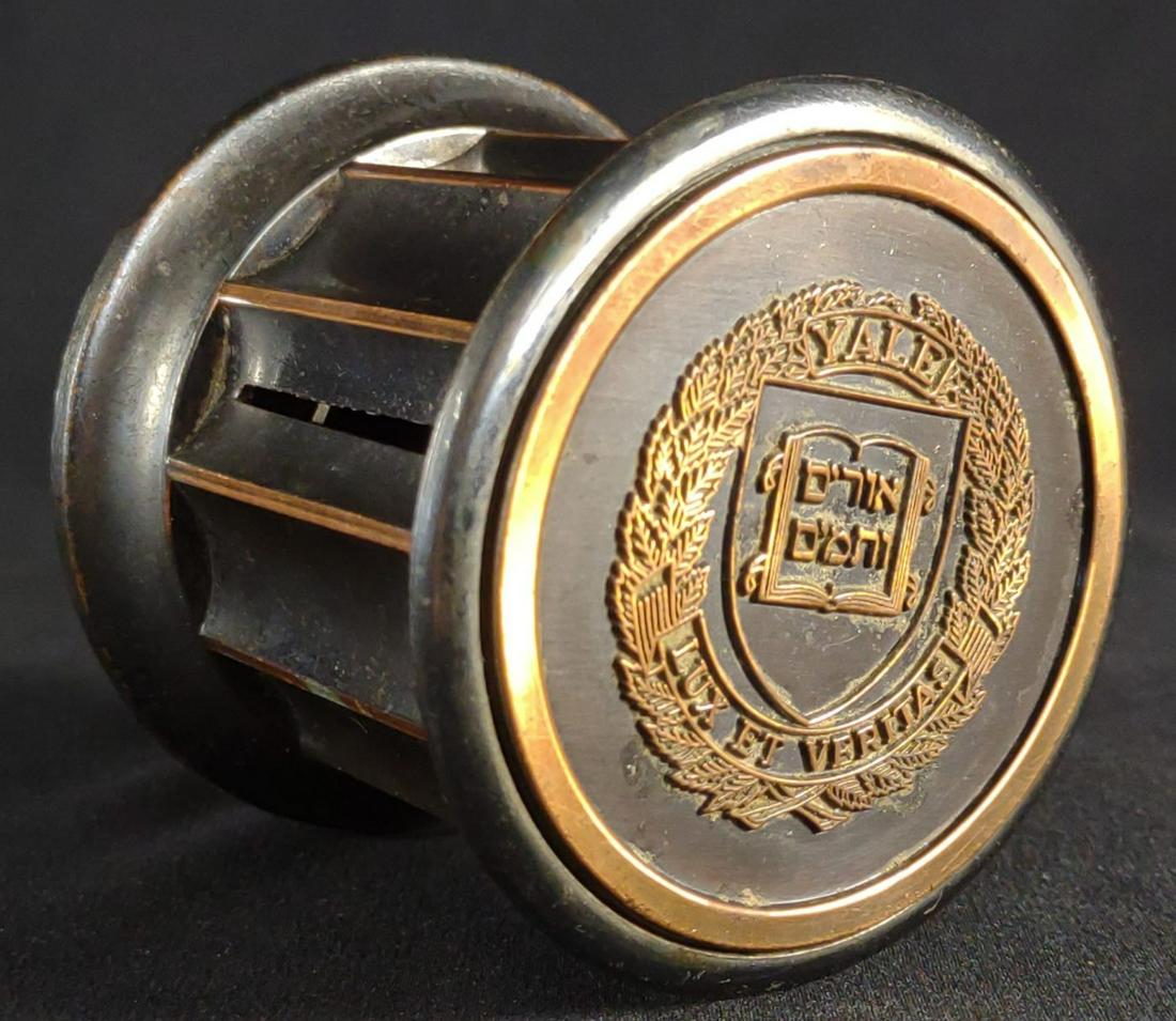 Vintage Yale University Metal Stamp Dispenser (1 of 8)