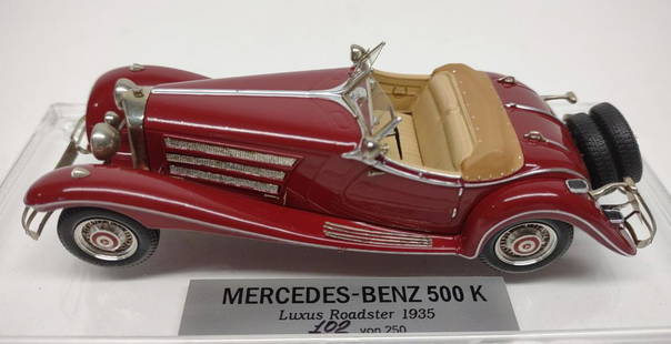 EMC 1/43 Mercedes Benz 500K Luxus Roadster 1935: Limited edition 102 of 250 hand crafted highly detailed 1/43 scale model car in display case. Created by EMC models, Vladimir Pivtorak. EMC models are of very limited quantity and are a rare find.