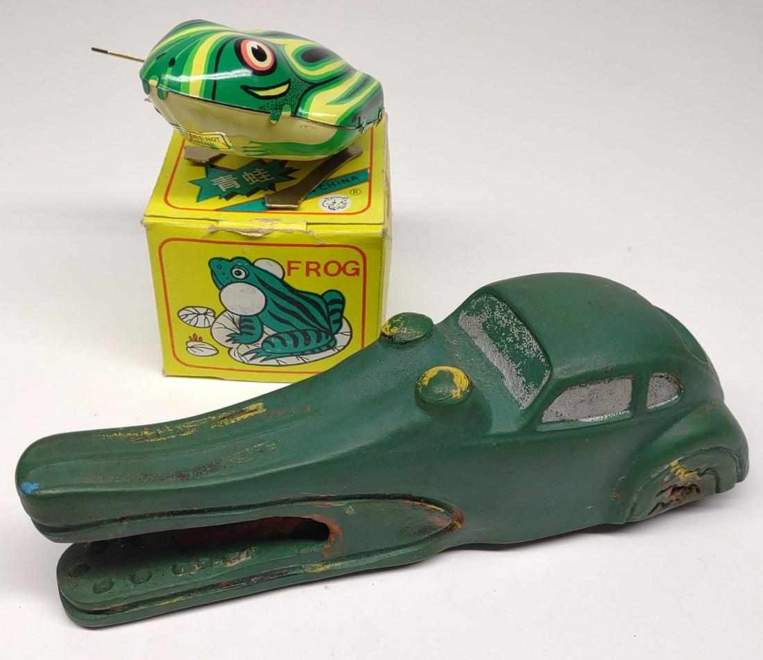 Garrett Rubber Car & Windup Frog Toy (1 of 7)
