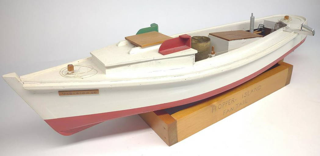 Hopper Island Draketail Model Boat