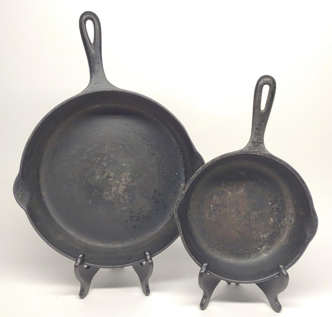 Griswold #9 Large Block & Wagner #5 Skillets (1 of 5)