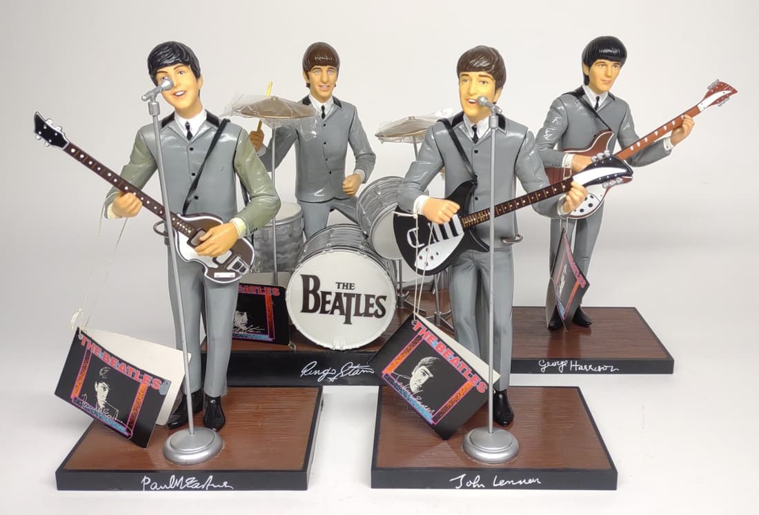 The Beatles Vinyl Figures (Apple Corp Hamilton) (1 of 9)