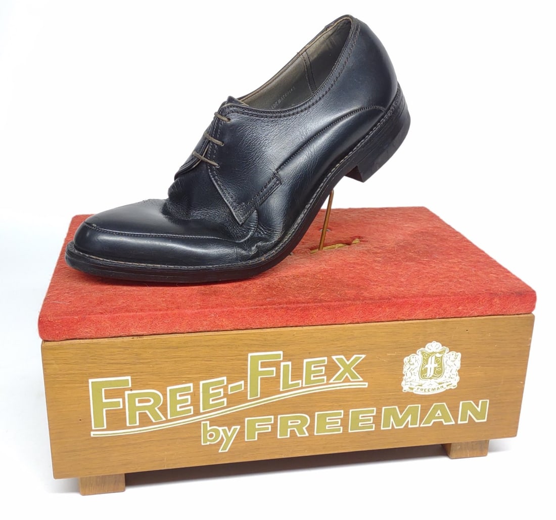 Freeman free sales flex shoes