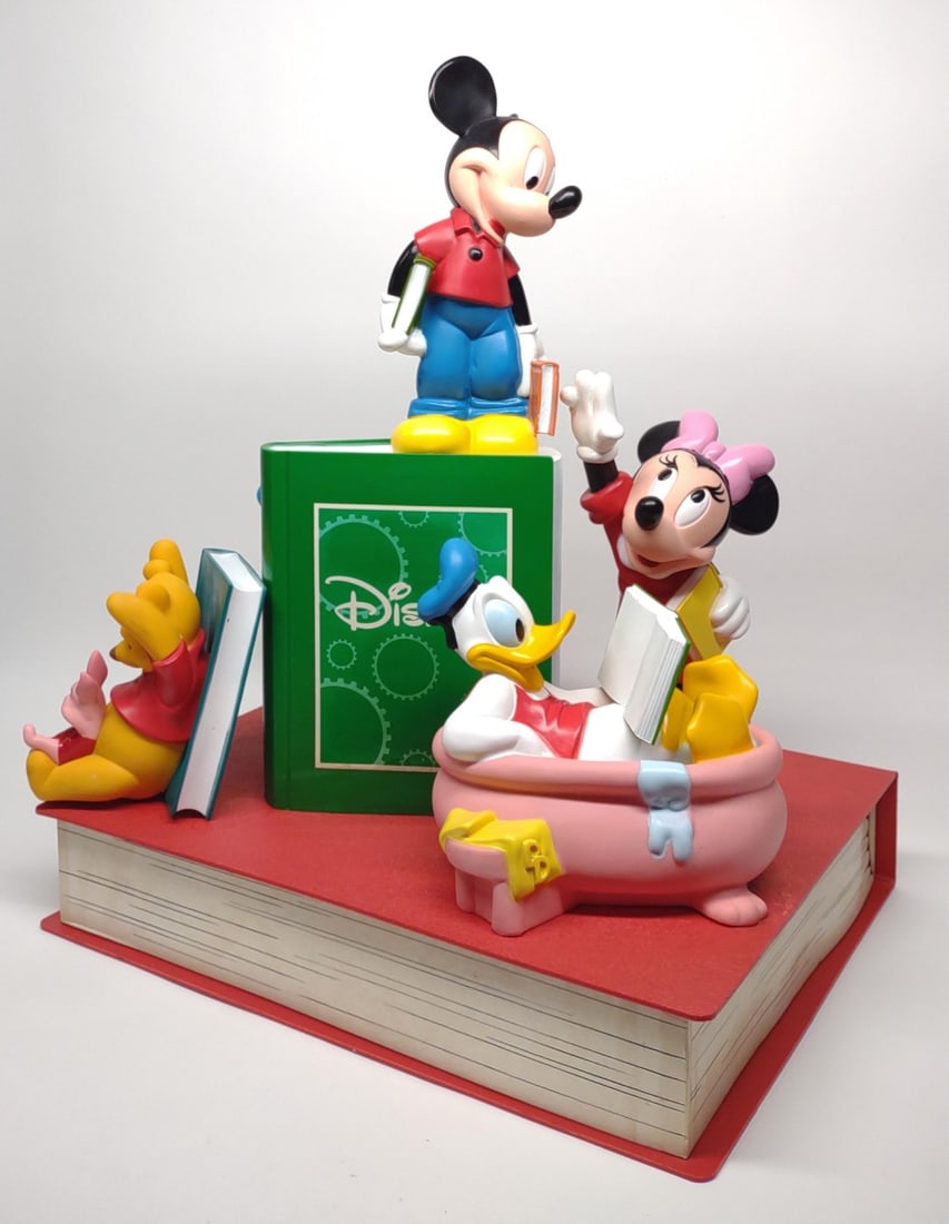 25" Tall Disney Mickey Book Store Display / Statue (1 of 11)