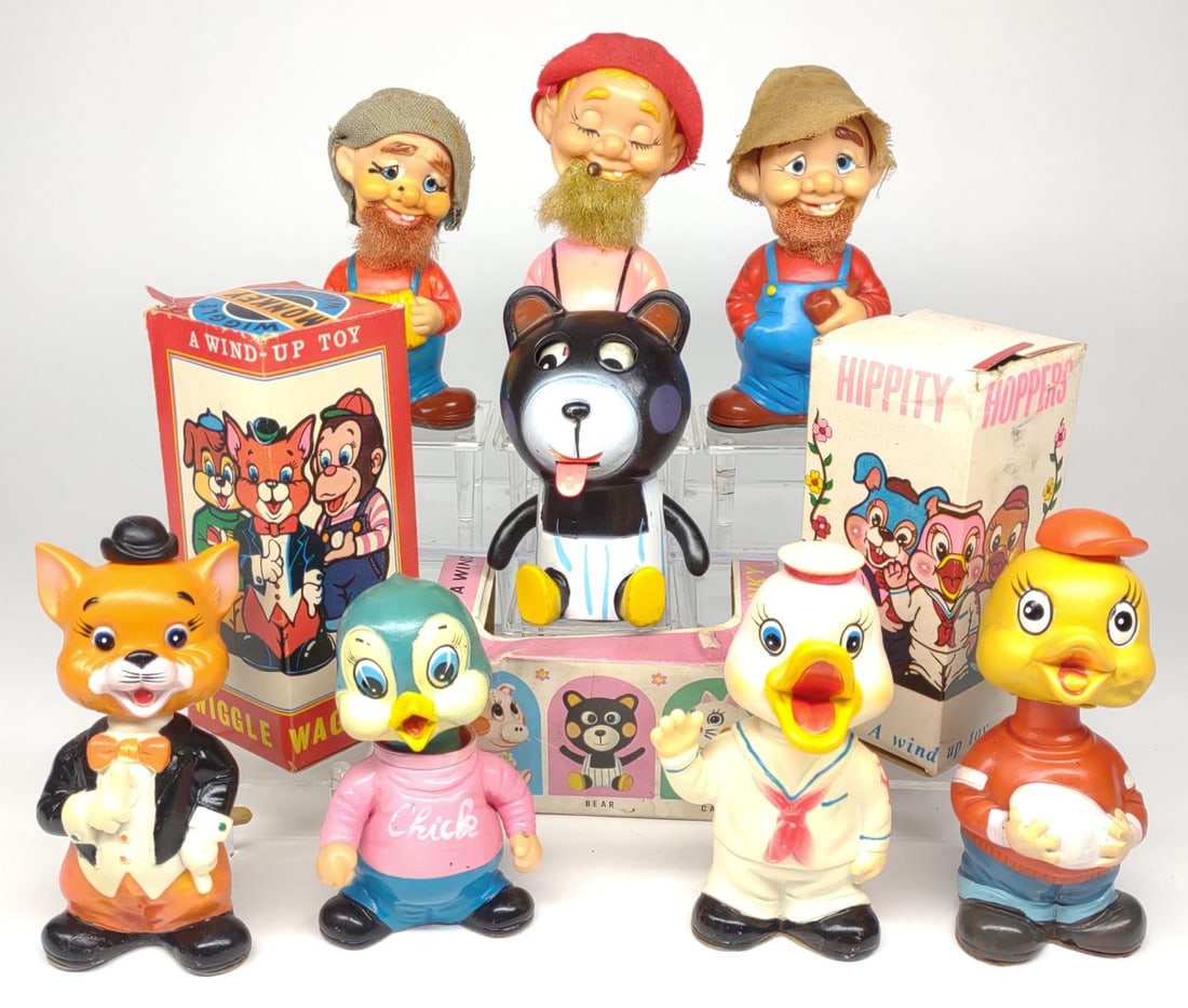 8 Alps Japan Wind-Up Rubber Action Toys (1 of 19)