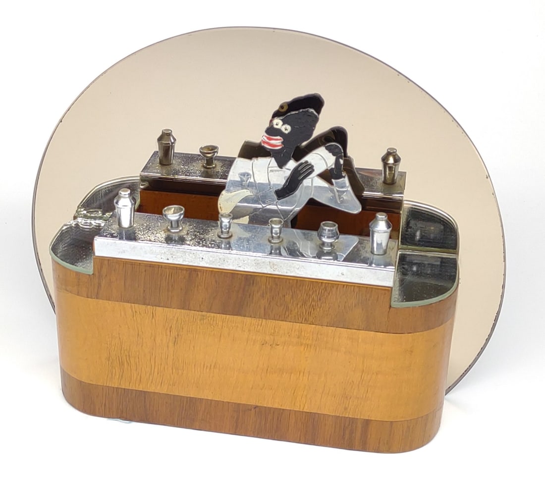 Art Deco Bartender Cigarette Holder / Dispenser (1 of 10)