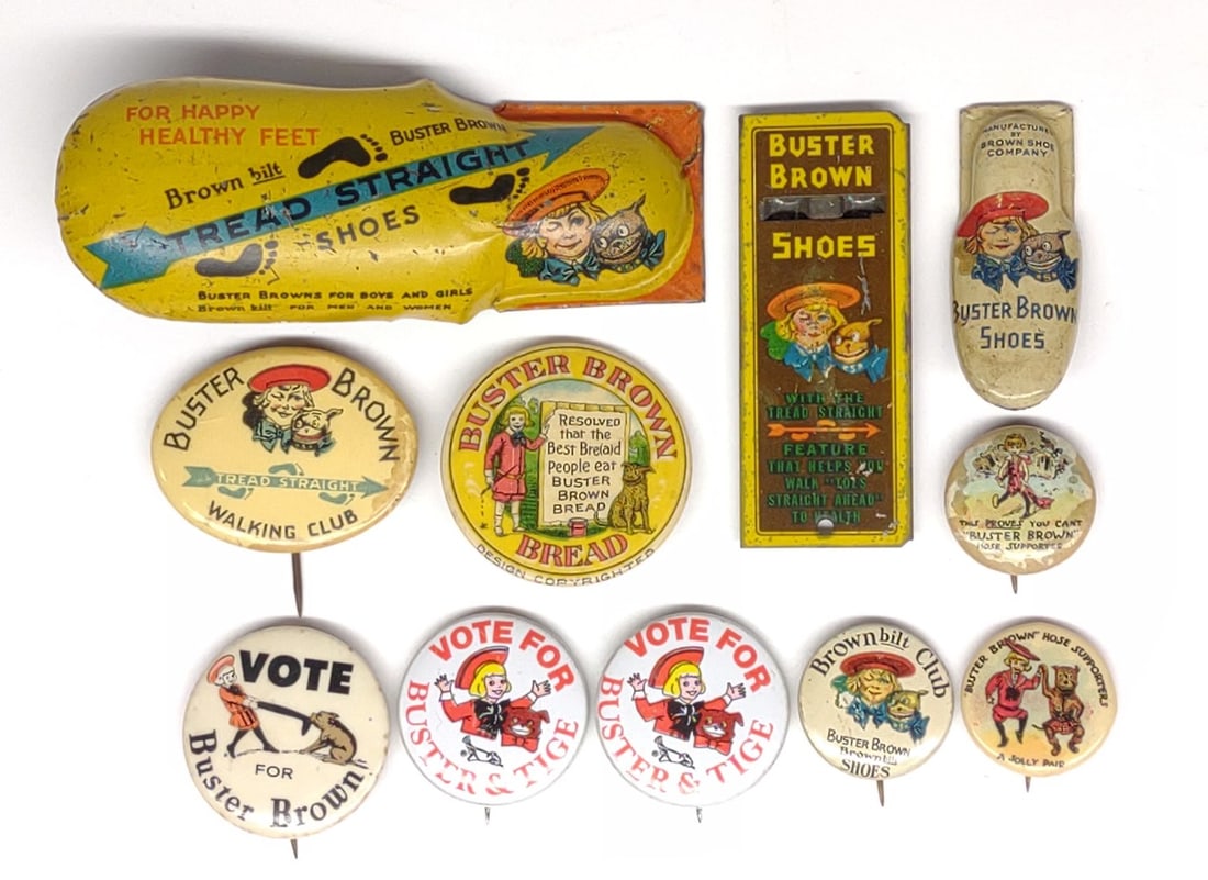 11 Buster Brown Pinback Buttons & Tin Toys (1 of 13)