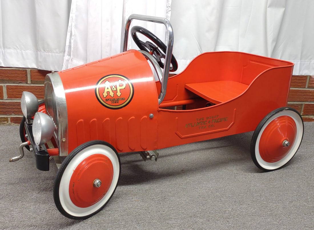 A&p 150 Year Anniversary Metal Pedal Car Auction