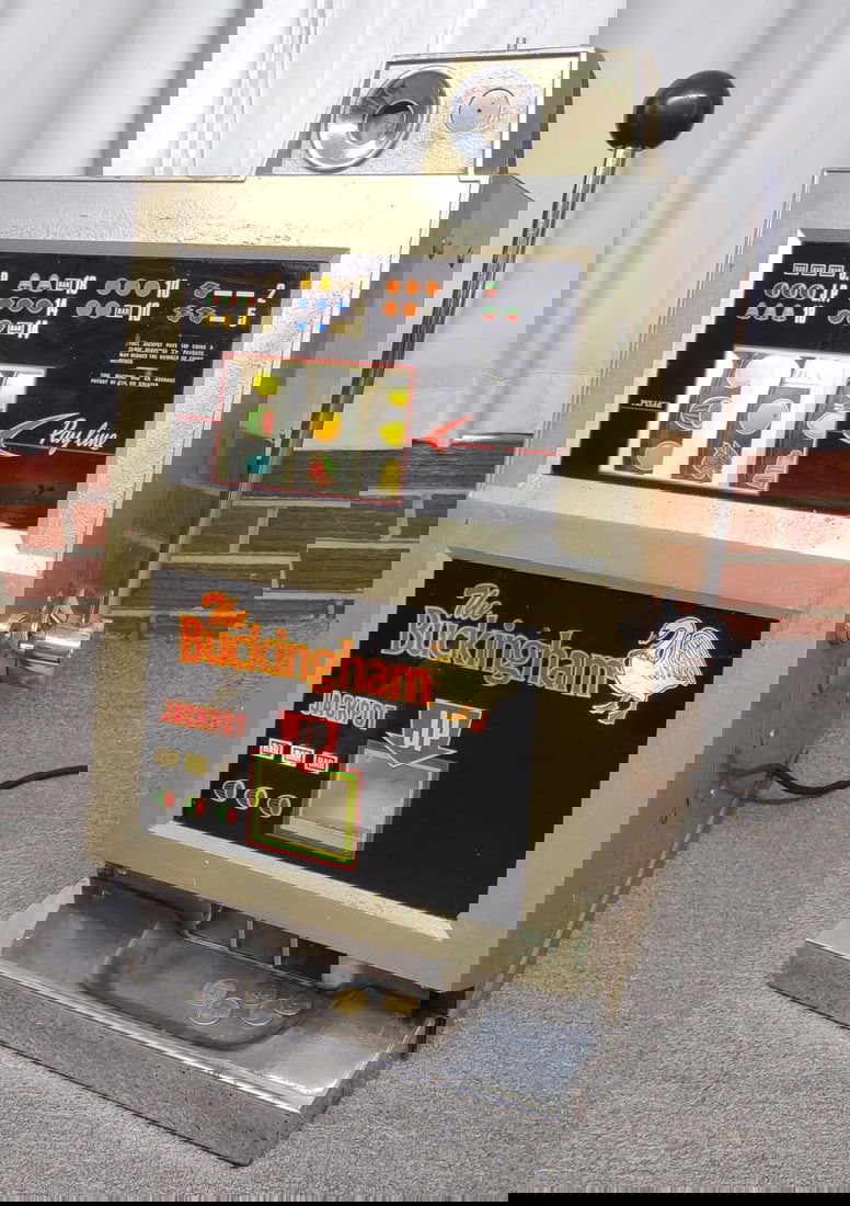 SEGA Windsor The Buckingham Slot Machine w/ JP (1 of 11)