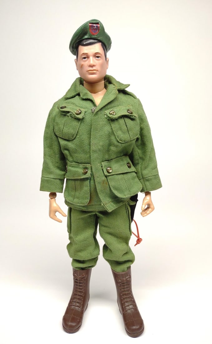 1/6フィギュア　GREEN BERET ホットトイズ・ミリタリー】1／6スケールフィギュア HALO