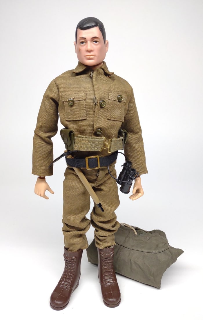 Vintage GI Joe Action Soldier, Poncho, Jungle Kit (1 of 11)