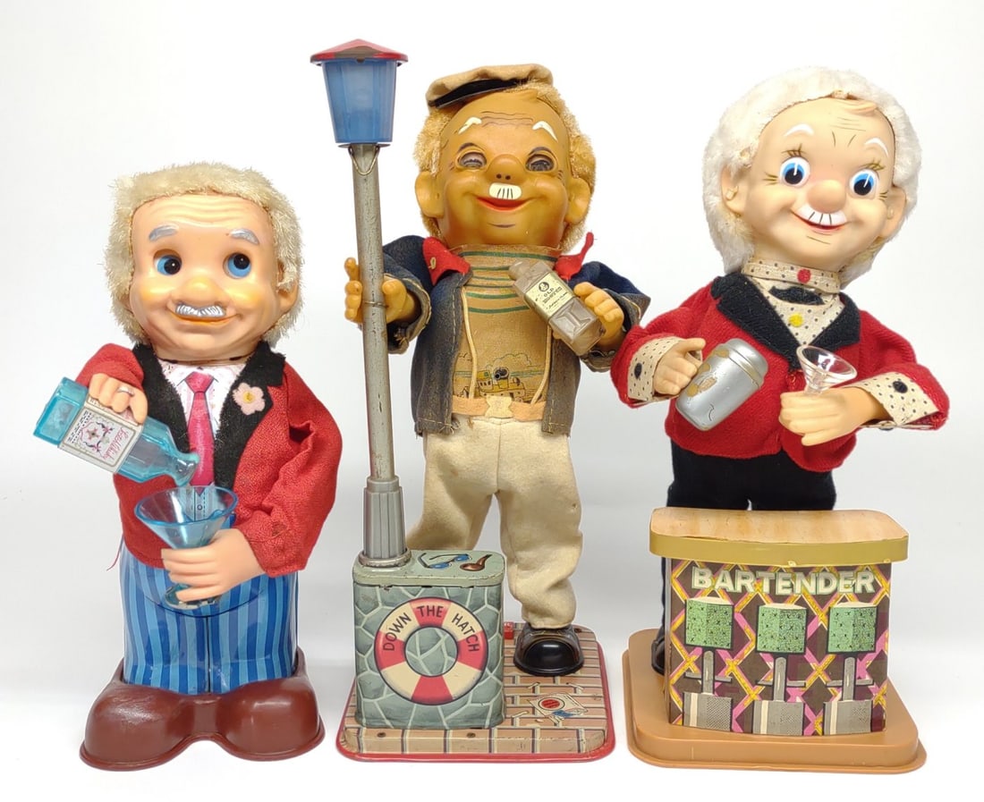3 Vintage Battery Op Drinking & Bartender Toys (1 of 10)