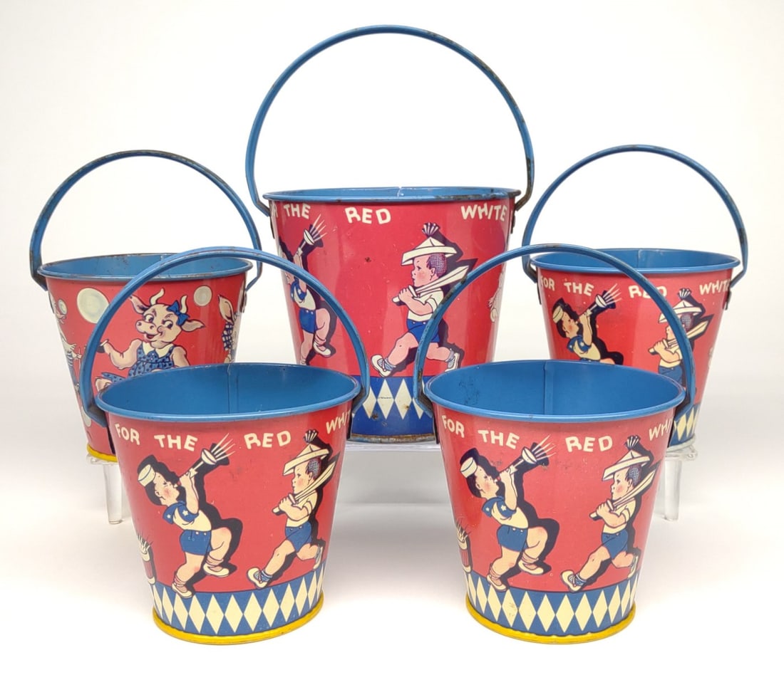 T Cohn Tin Patriotic Sand Pail Set & Bubble Cow (1 of 11)