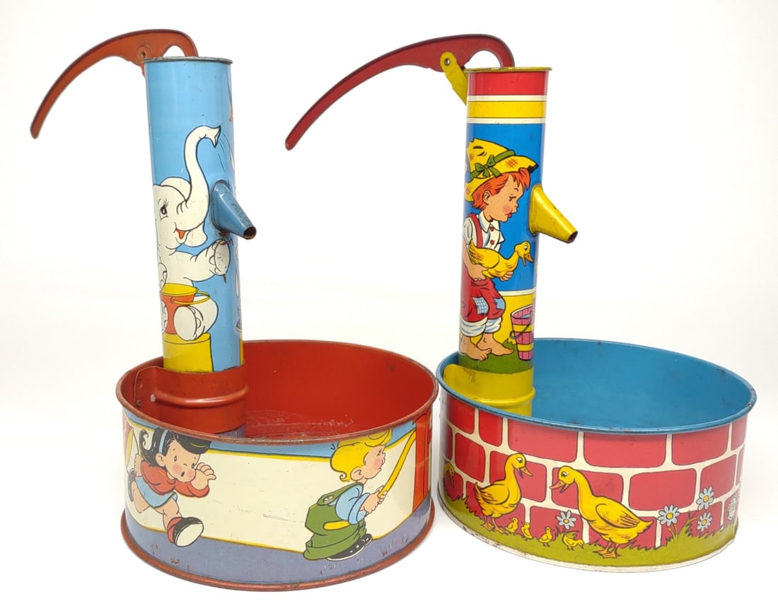 2 Ohio Art Tin Litho Water Pump Sand Toys (1 of 6)
