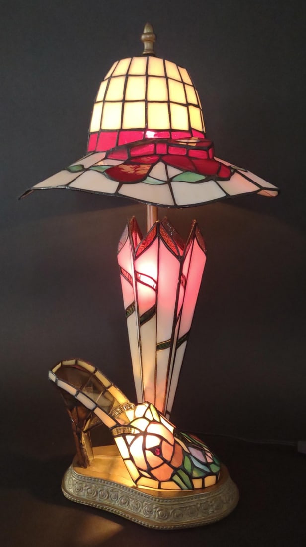 Slag Glass Shoe, Hat & Umbrella Table Lamp (1 of 9)