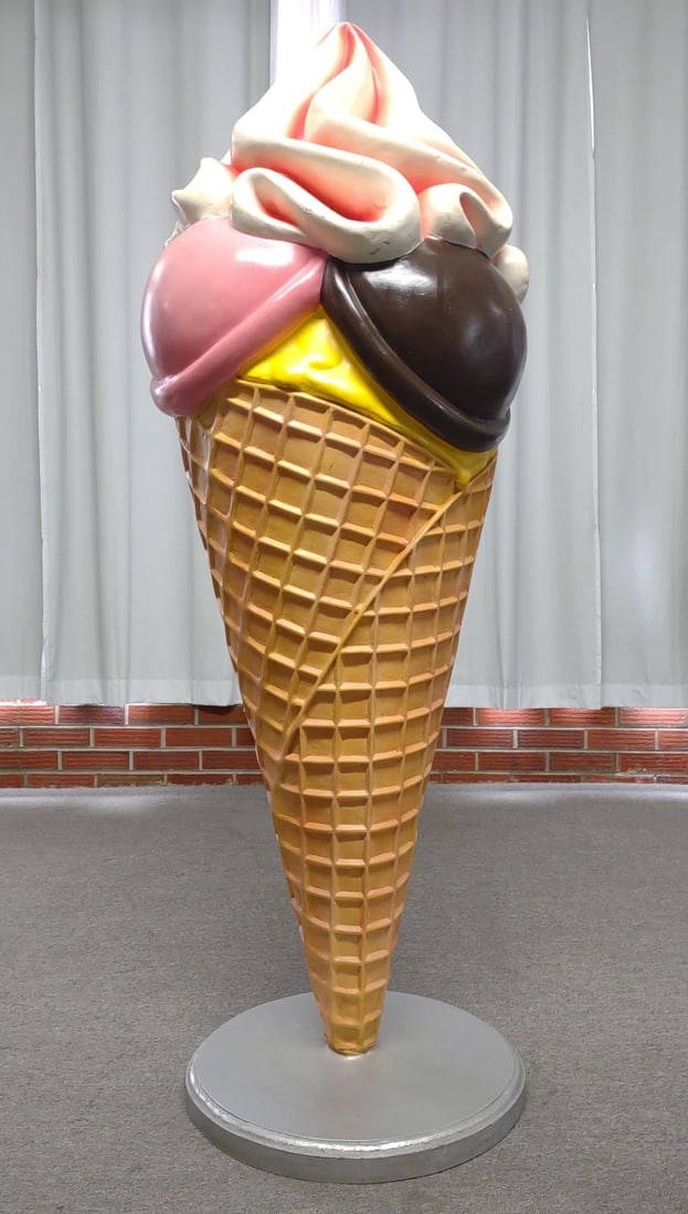 4' Tall Ice Cream Cone Store Display (fiberglass) Auction
