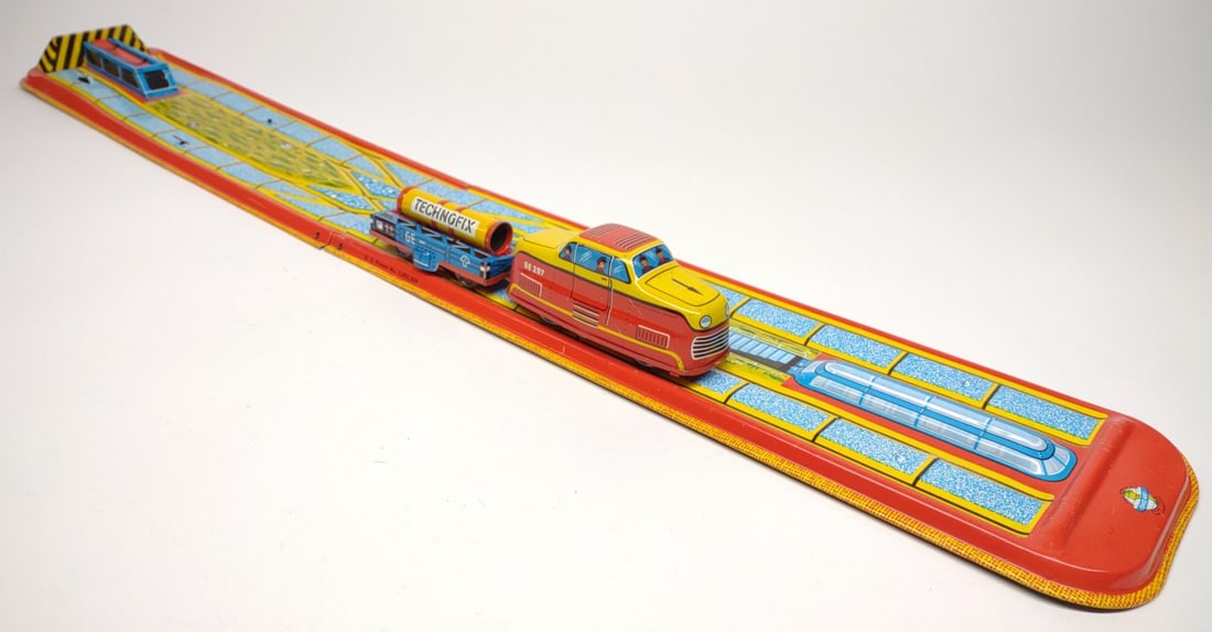 Vintage 1960's Technofix Tin Wind Up Ge 297 Train &