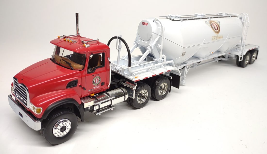 First Gear Ready Mixed Mack Truck w/ Bulk Trailer (1 of 7)