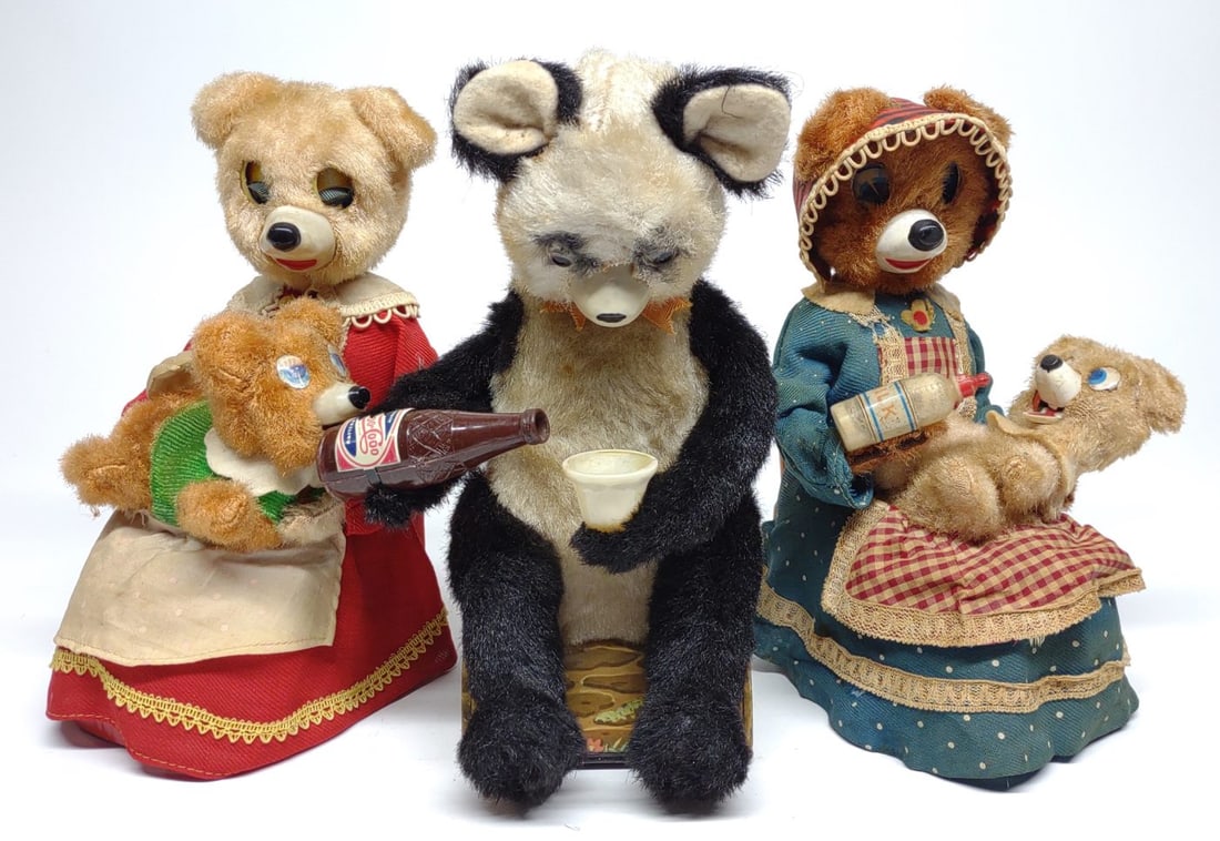 3 Japan Battery Op Bear Toys (Works): Lot of three vintage Japan battery operated bear toys. Includes Linemar spanking mama bear, yonezawa feeding mama bear, and drinking bear. All have been tested and work.