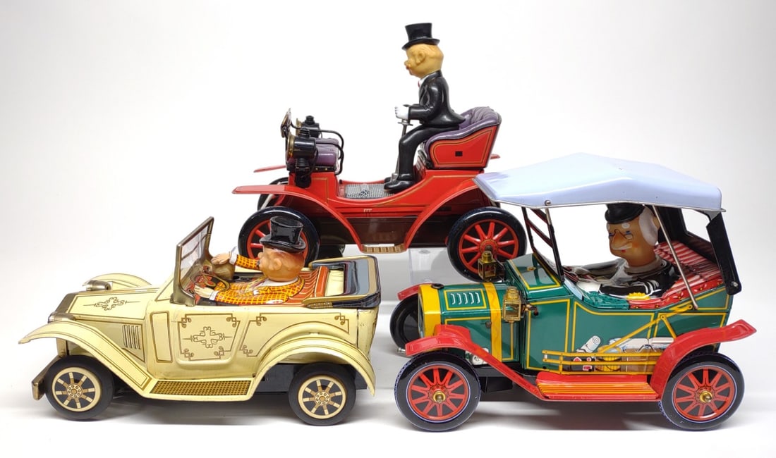 3 Japan Battery Op Old Timer Cars (1 of 10)