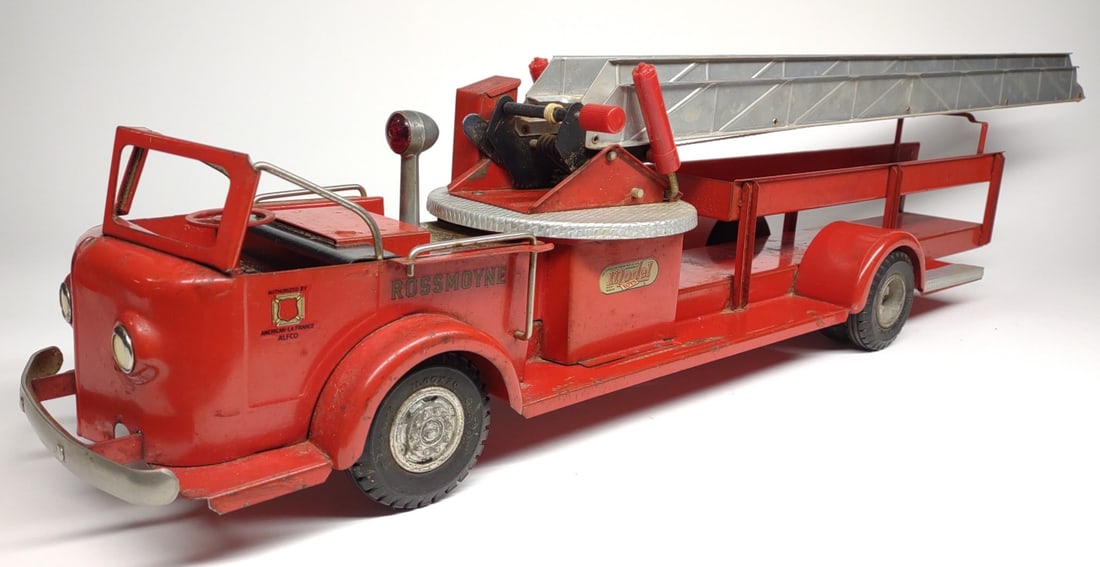 Doepke Rossmoyne Aerial Ladder Fire Truck #2008 (1 of 10)