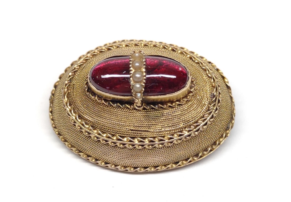 Victorian Etruscan 14K Cabochon Garnet Pendant (1 of 9)