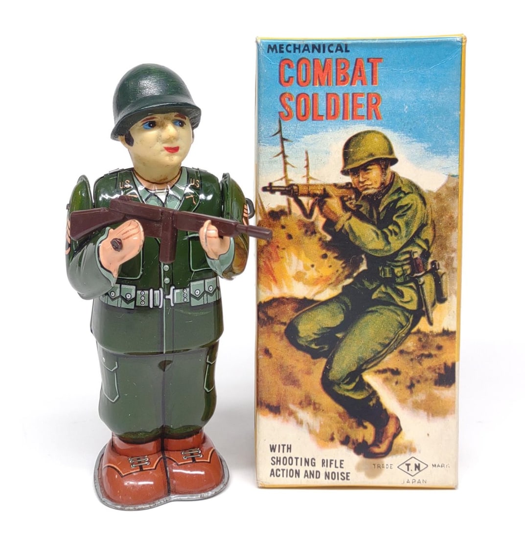 T.N. Japan Wind-Up Tin Combat Soldier Toy w/ Box (1 of 11)