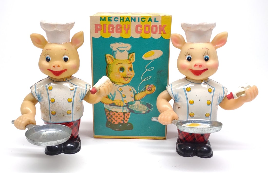 2 Japan Wind-up Piggy Cook Toys w/ 1 Box (1 of 8)