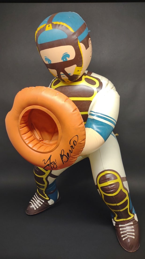 Vintage Yogi Berra Baseball Pitch Toy (1 of 10)