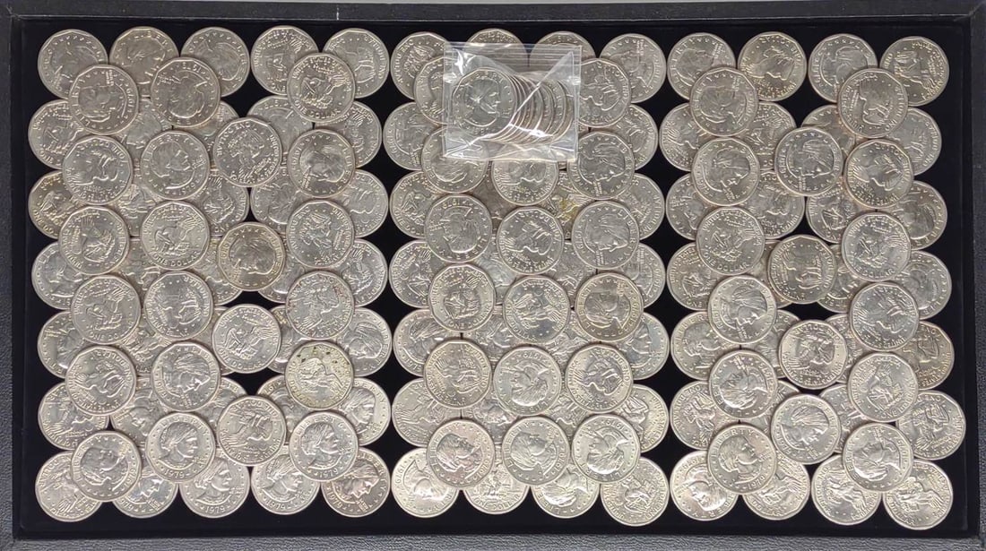 (155) 1979-80 Susan B Anthony Dollar Coins (1 of 10)