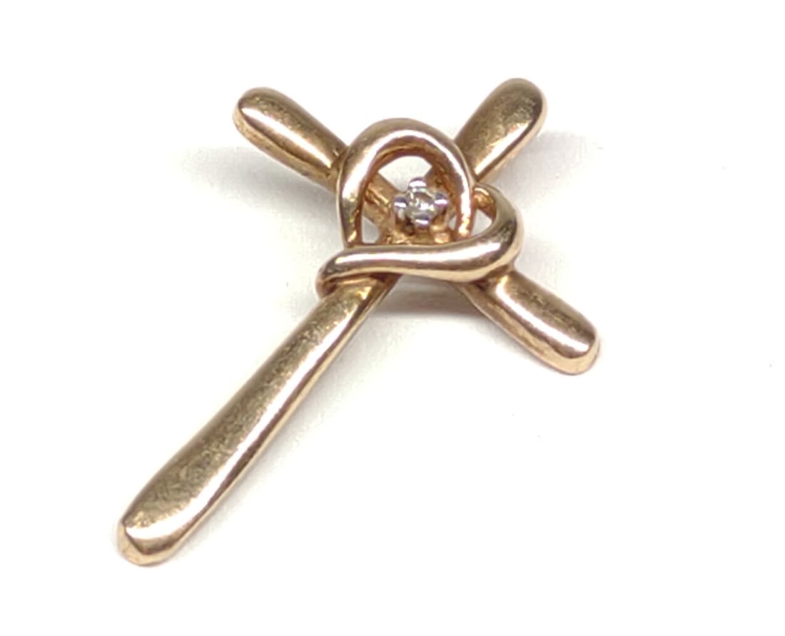 10K Yellow Gold Cross Pendant (1 of 6)