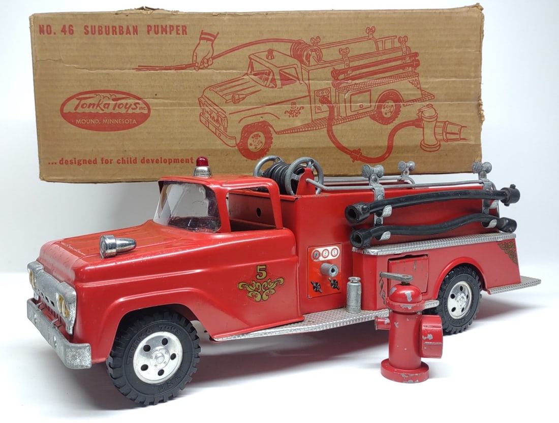 1958 Tonka #46 Suburban Pumper Fire Truck w/ Box (1 of 14)