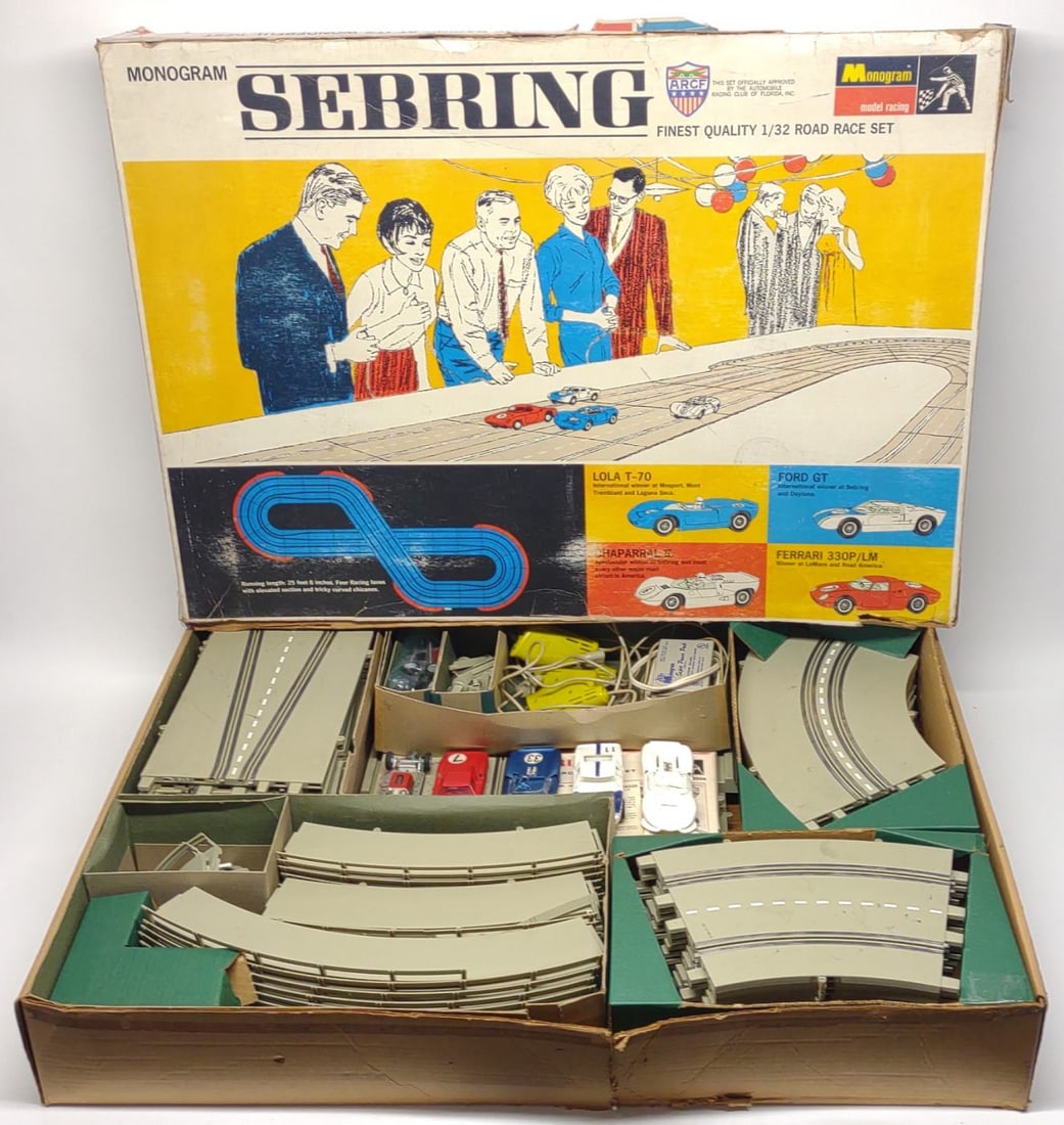 1966 Monogram Sebring Slot Car Set (works) (1 of 16)
