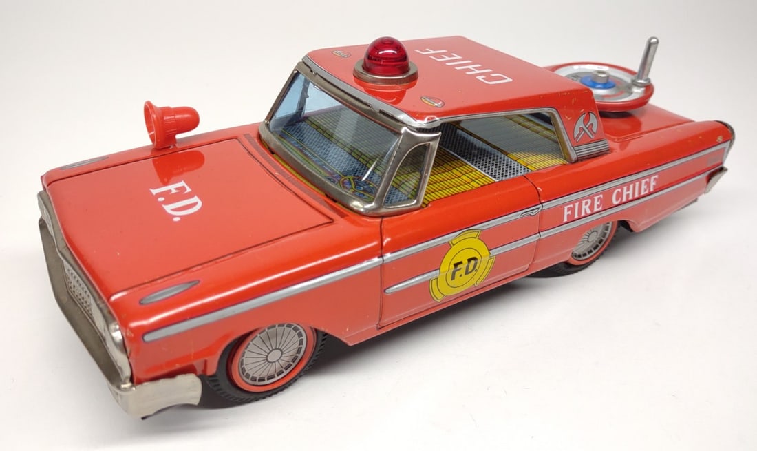 Vintage Japan Fire Chief w/ Siren Friction Toy Car (1 of 8)