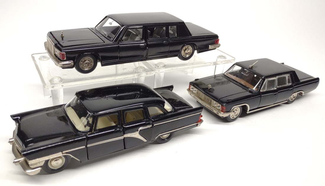 3 Soviet USSR Novo Export & Chaika Diecast Cars (1 of 9)