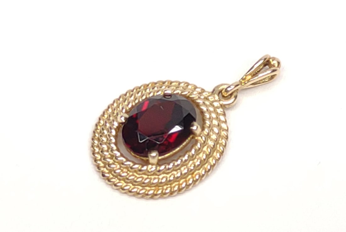 14K Gold Garnet Necklace Pendant (1 of 4)