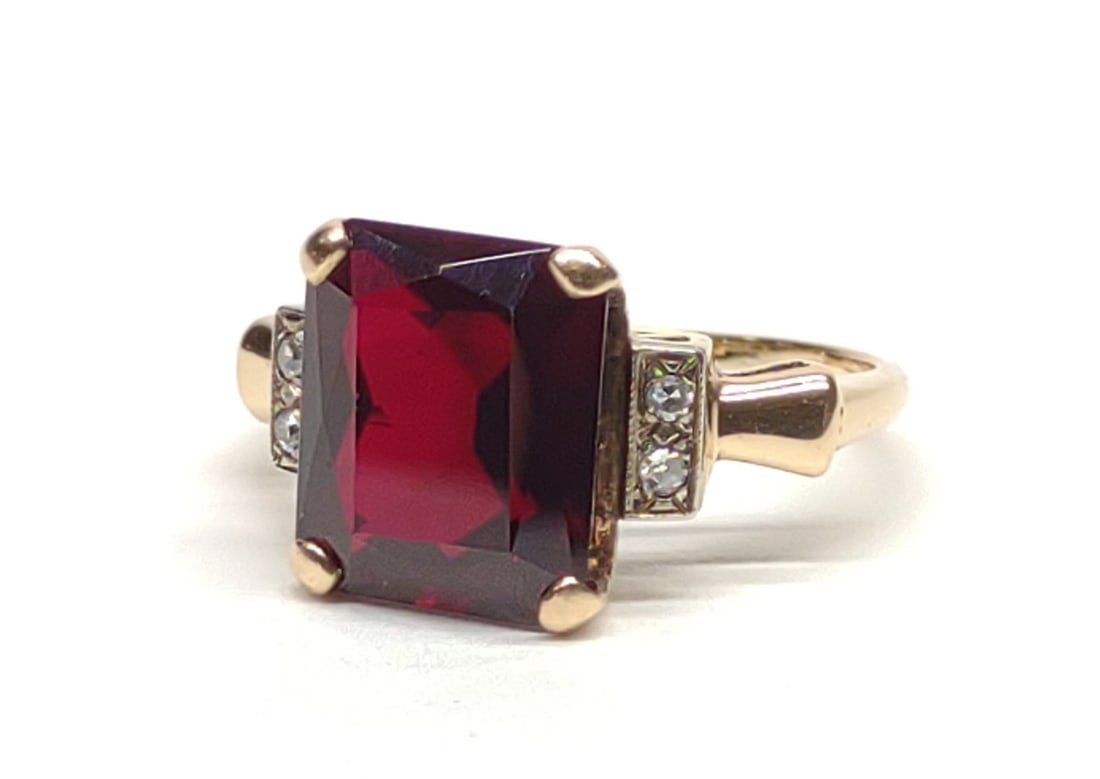 14K Gold Emerald Cut Ruby & Diamond Ring (sz 8) (1 of 9)