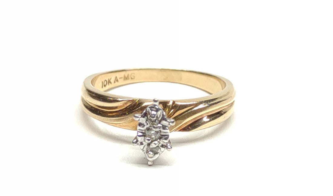 10K Gold Triple Diamond Engagement Ring (sz 6.25) (1 of 7)